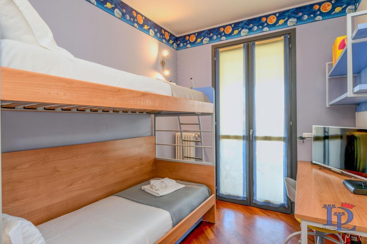 Desenzanoloft Official Partner Marriott Homes & Villas -Butterfly And 5 Pools Family Apartment Ντεζεντσάνο ντελ Γκάρντα Εξωτερικό φωτογραφία
